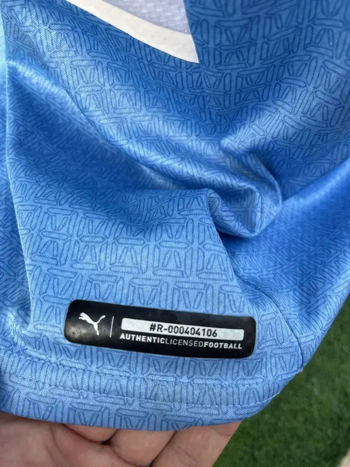 Maillot Alavarez Manchester City - Au Fil Des Légendes puma football shirt