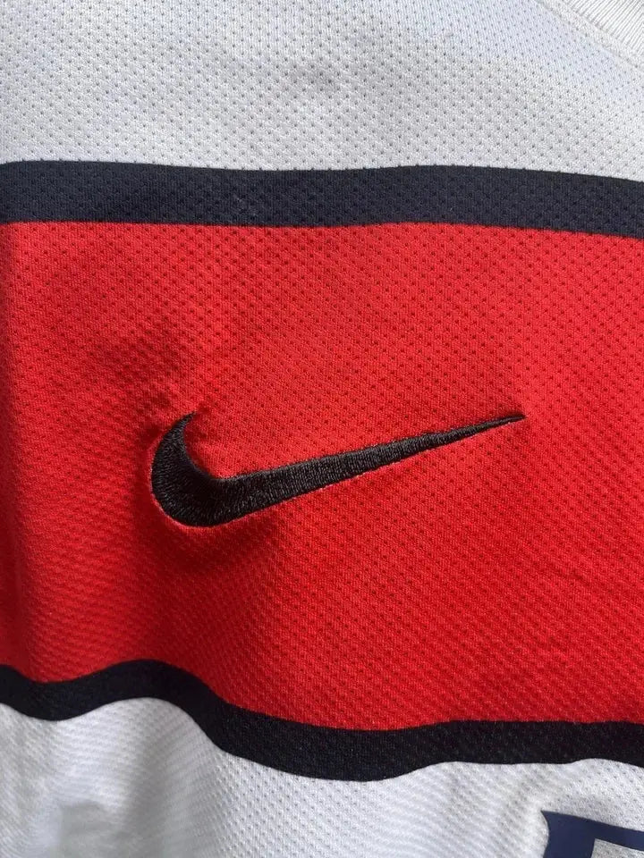 Maillot Beckham PSG - Au Fil Des Légendes nike football shirt