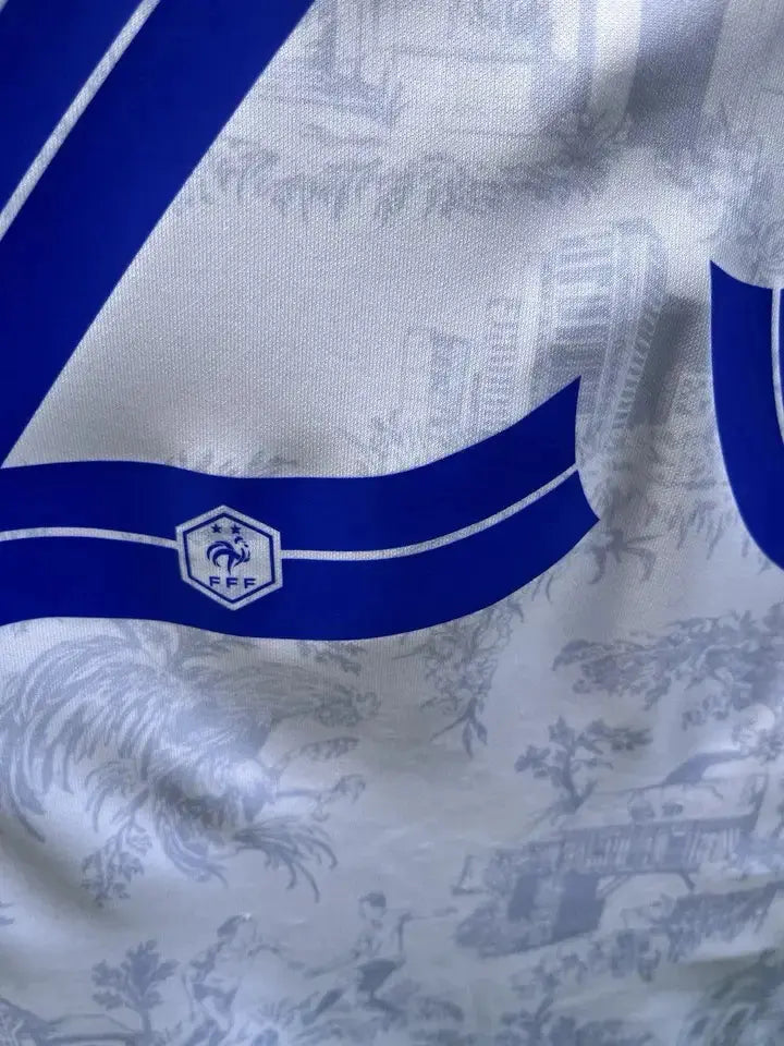 Maillot Camavinga équipe de France - Au Fil Des Légendes nike football real madrid