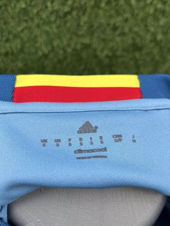 Maillot Casillas Espagne Au Fil Des Légendes