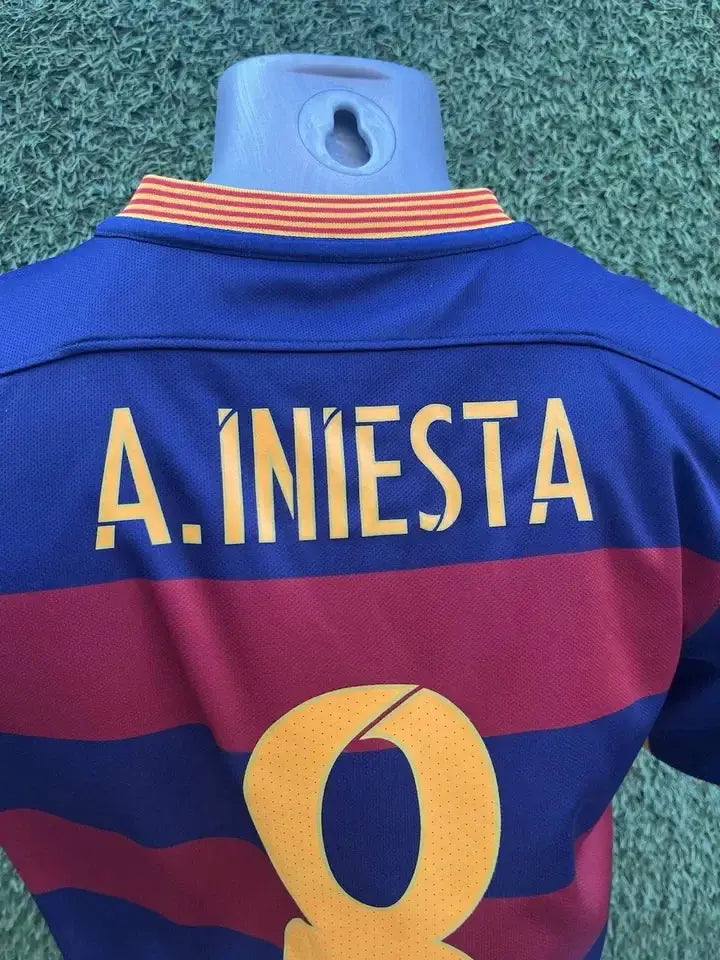 Maillot Iniesta Barcelone - Au Fil Des Légendes nike football shirt