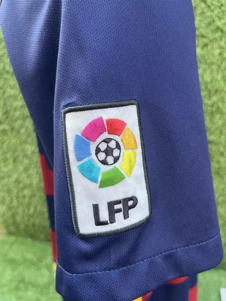 Maillot Iniesta Barcelone - Au Fil Des Légendes nike football shirt