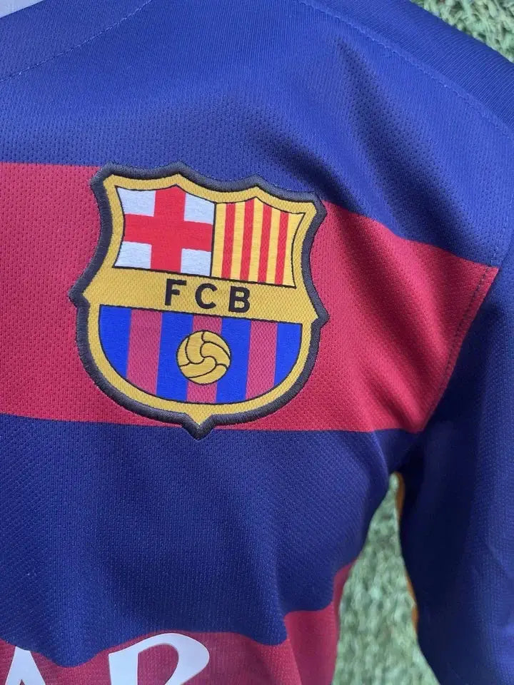 Maillot Iniesta Barcelone - Au Fil Des Légendes nike football shirt
