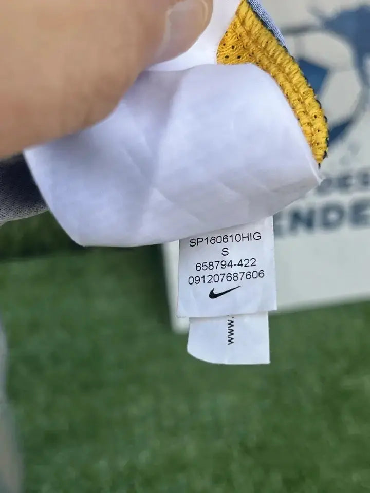 Maillot Iniesta Barcelone - Au Fil Des Légendes nike football shirt