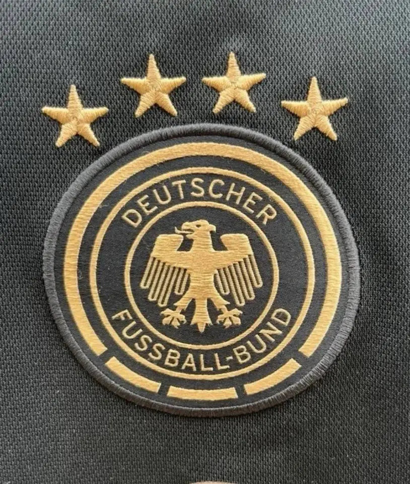 Maillot Kimmich Allemagne - Au Fil Des Légendes adidas football jersey