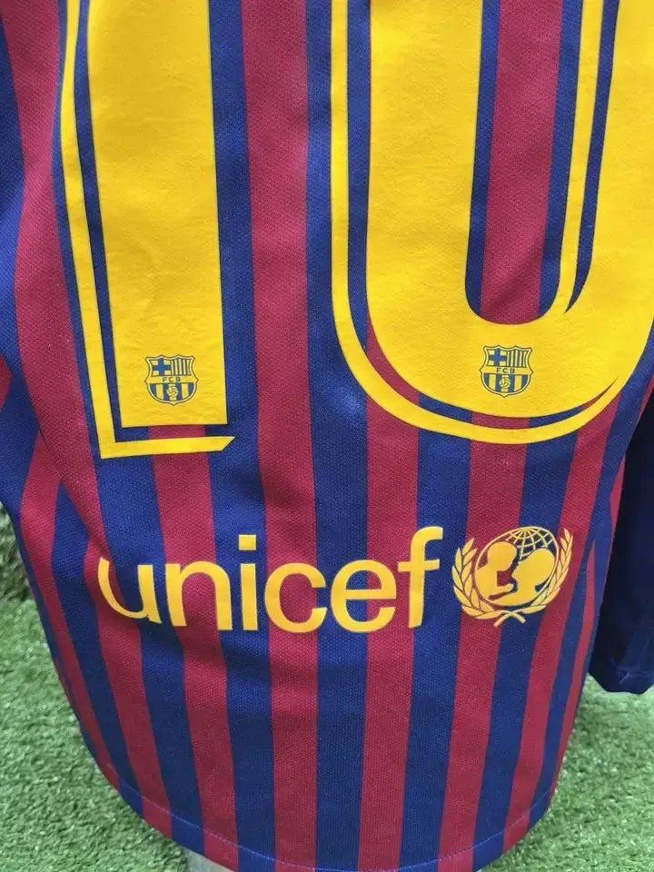 Maillot Messi Barcelone - Au Fil Des Légendes nike football vintage
