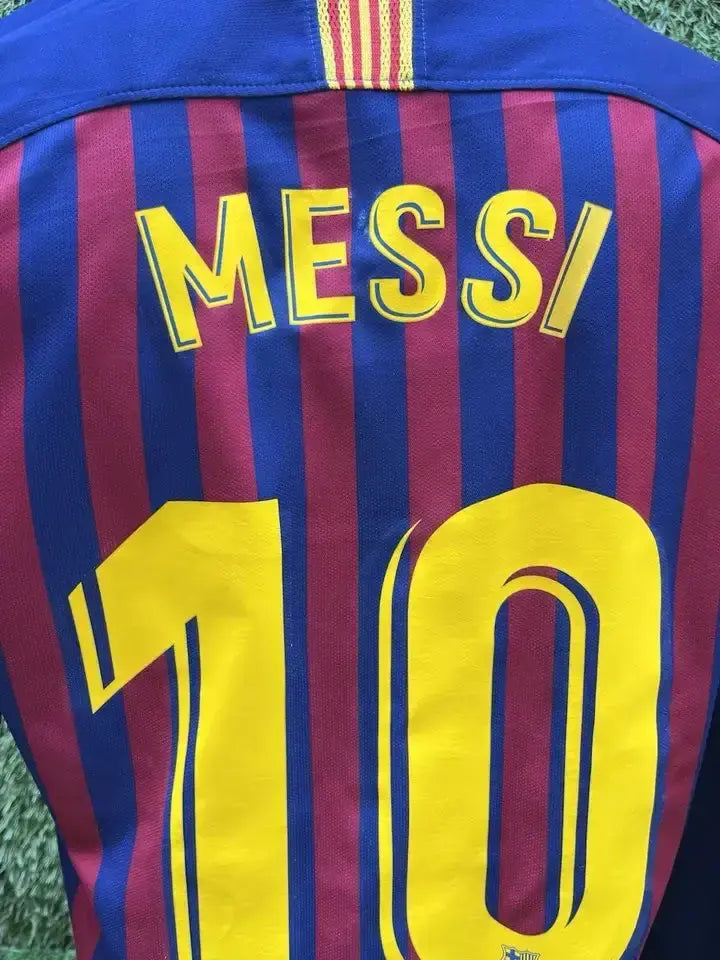 Maillot Messi Barcelone - Au Fil Des Légendes nike football vintage