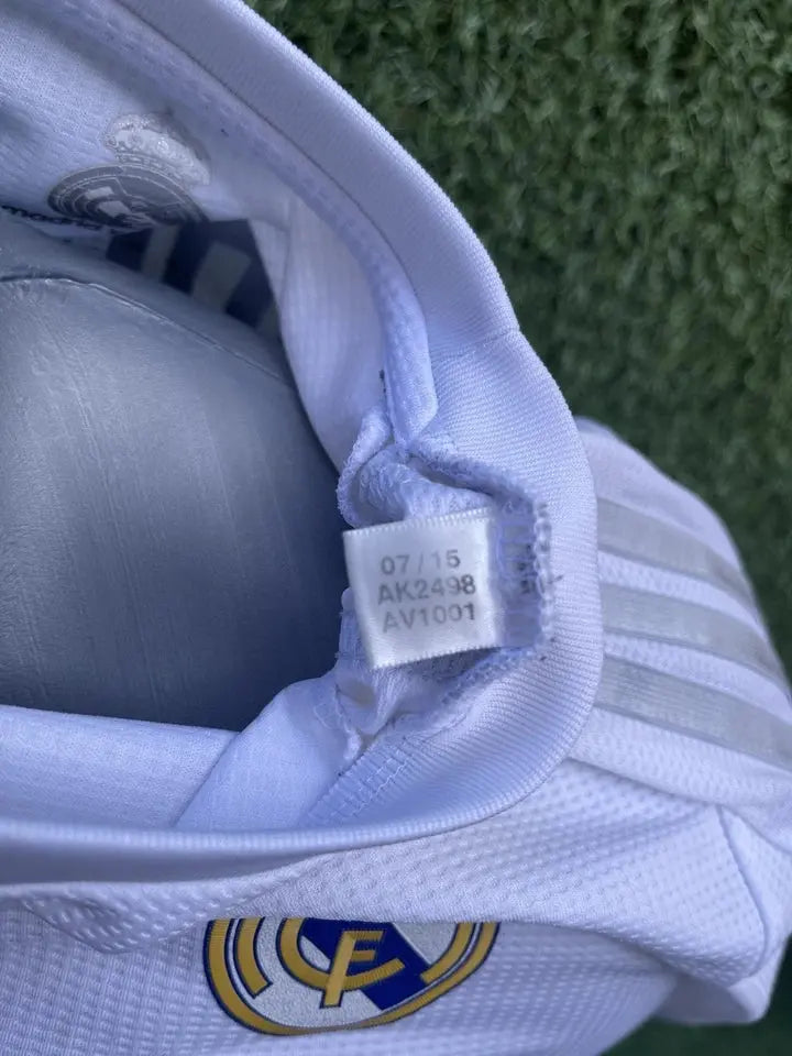 Maillot Modric Real Madrid - Au Fil Des Légendes adidas football shirt