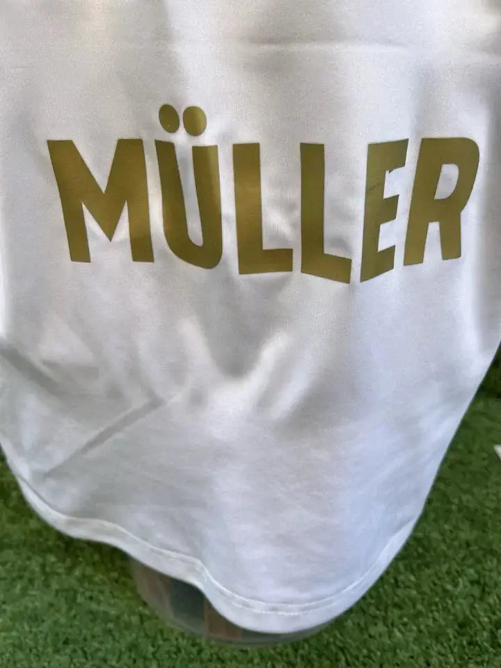Maillot Muller Bayern munich - Au Fil Des Légendes adidas football jersey