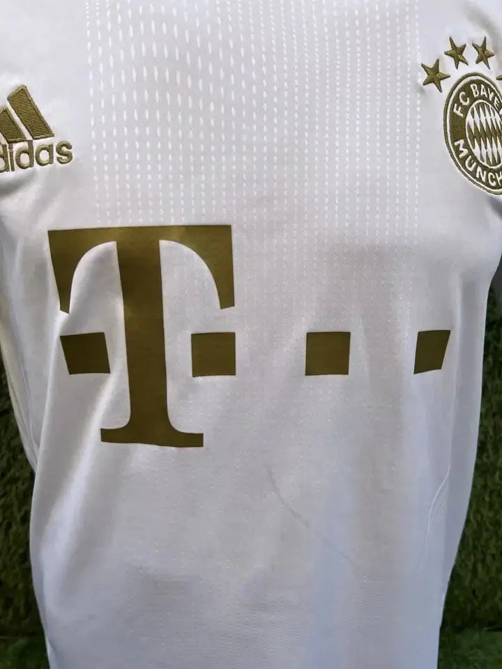 Maillot Muller Bayern munich - Au Fil Des Légendes adidas football jersey