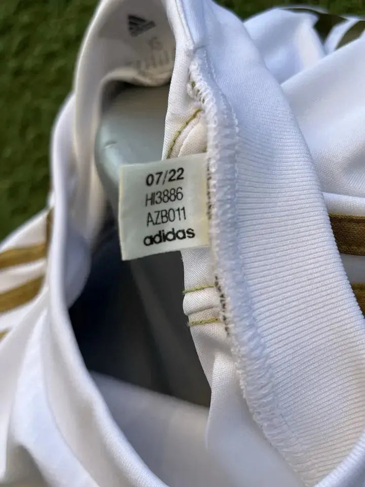 Maillot Muller Bayern munich - Au Fil Des Légendes adidas football jersey