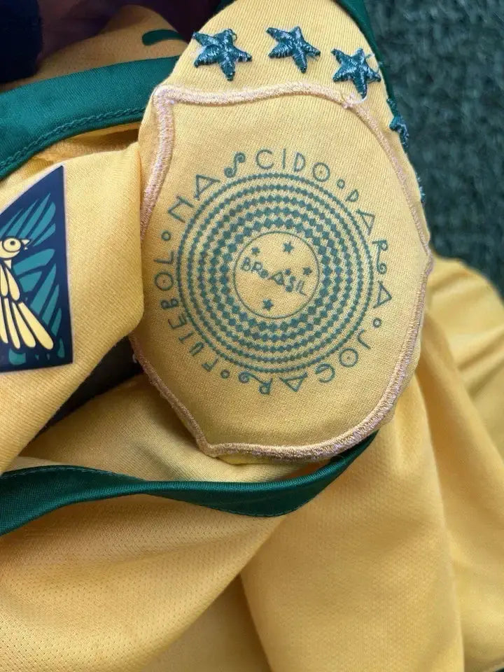 Maillot Neymar Brésil Au Fil Des Légendes