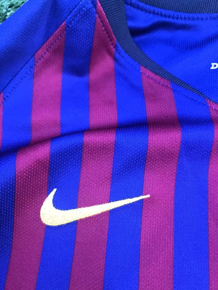 Maillot Rakitic Barcelone Au Fil Des Légendes