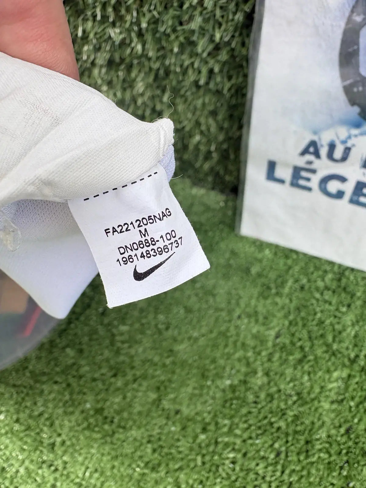 Maillot Tchouameni équipe de France- away 2022 - Taille M Au Fil Des Légendes