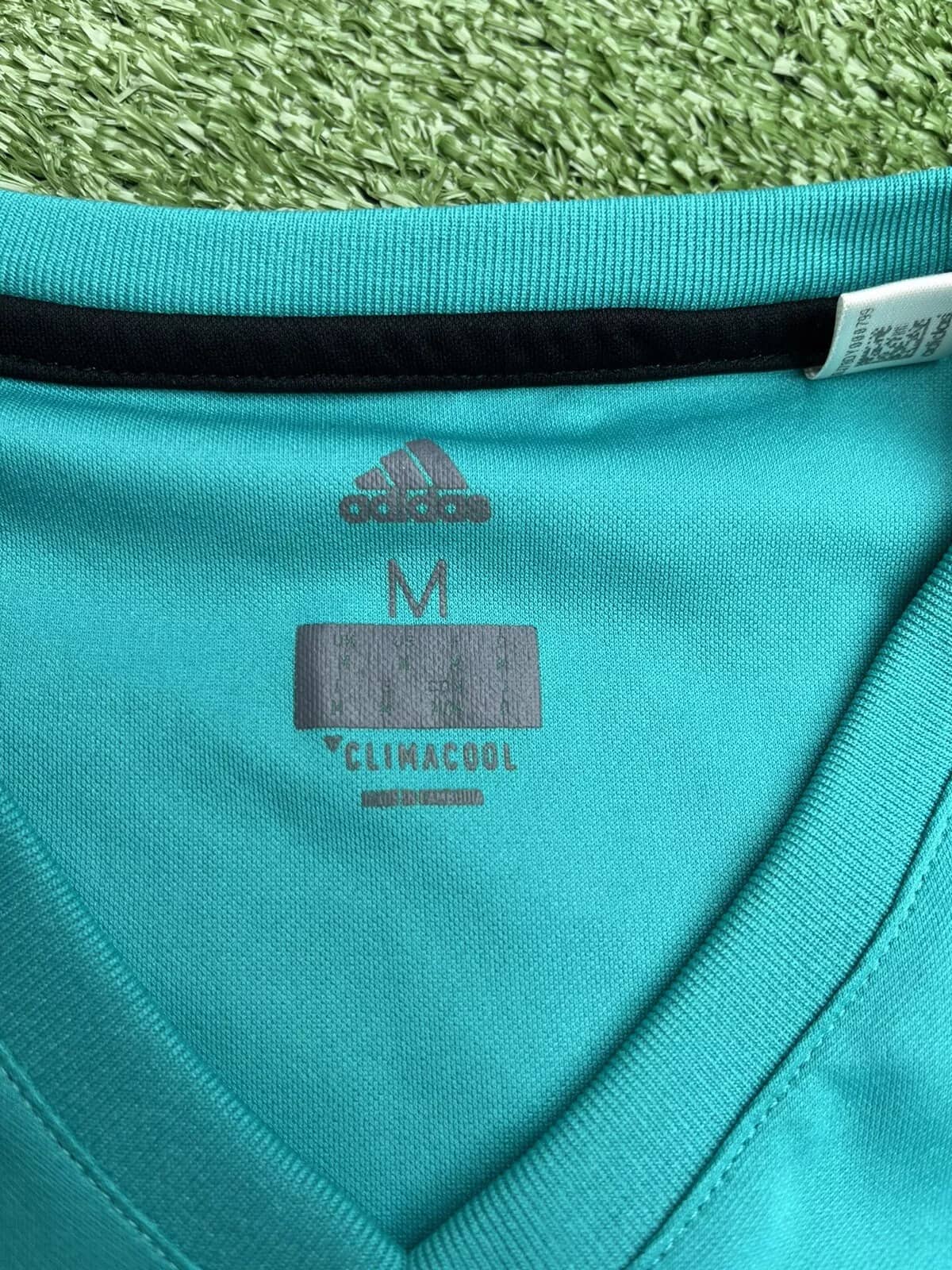 Maillot entrainement Réal Madrid Au Fil Des Légendes