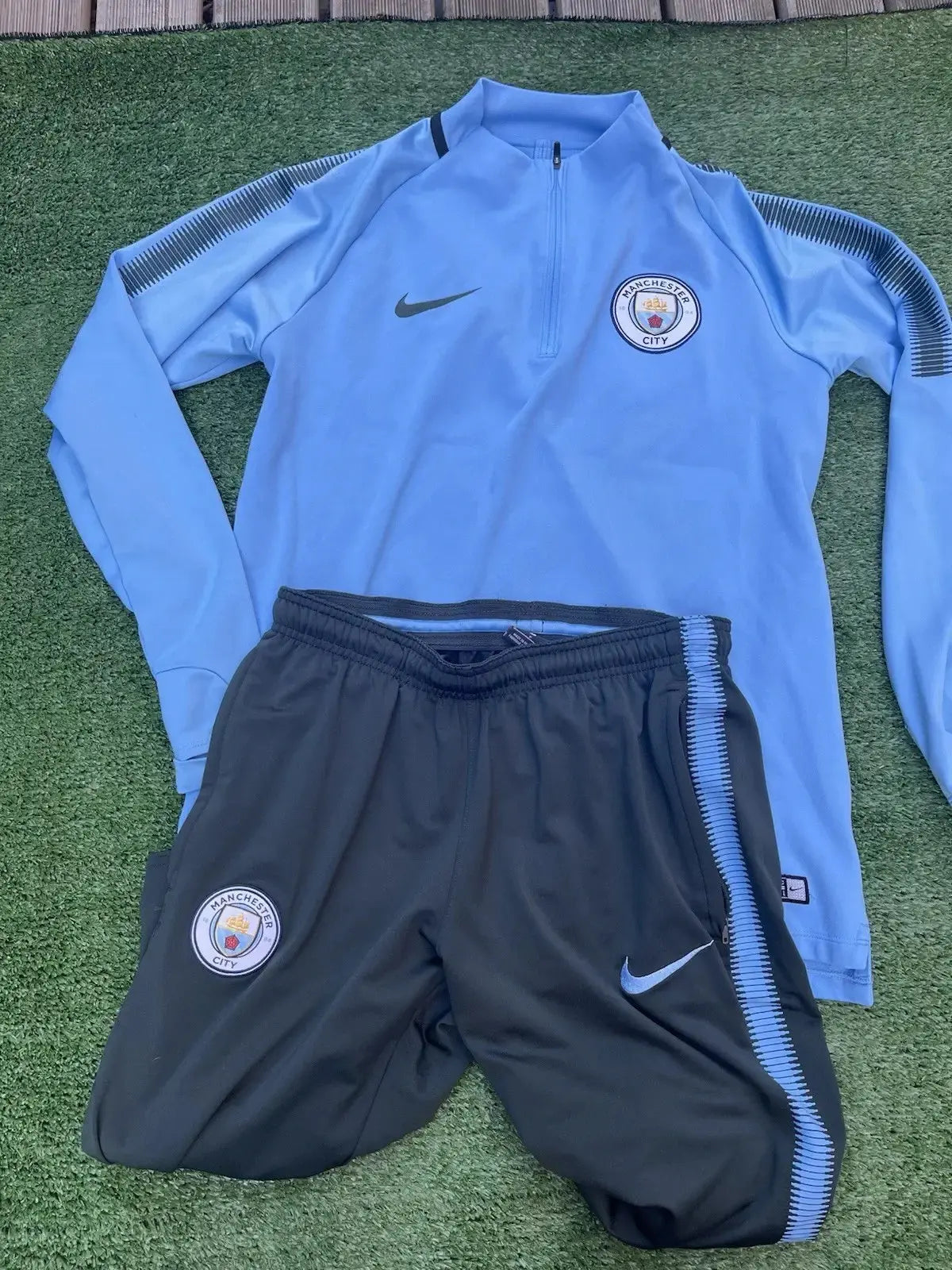 Survetement complet Manchester City - Au Fil Des Légendes nike football