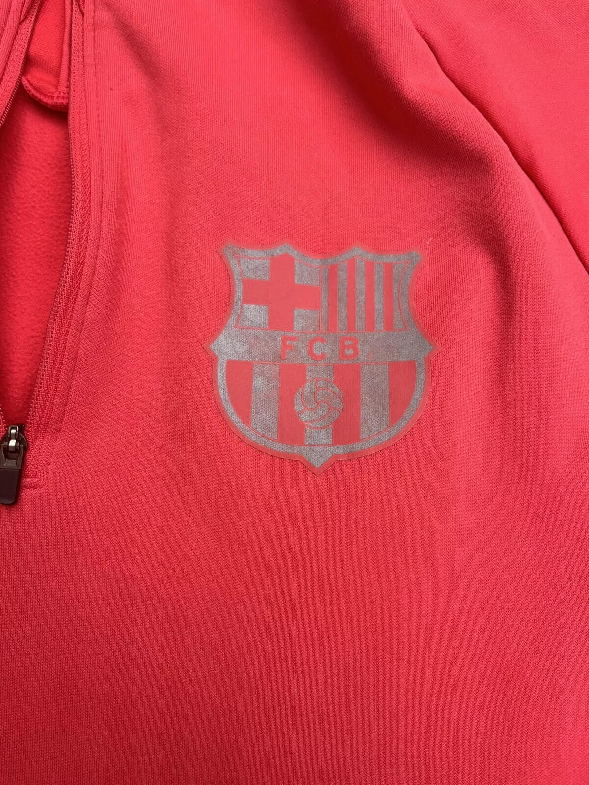 Sweat Barcelone Au Fil Des Légendes
