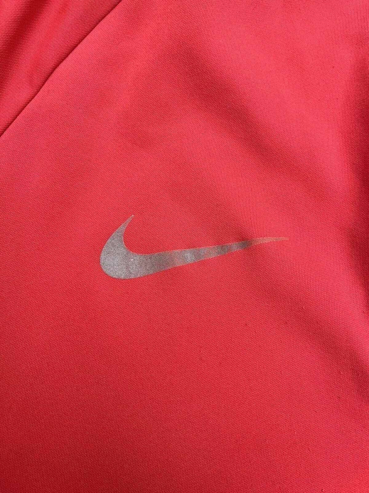 Sweat Barcelone Au Fil Des Légendes