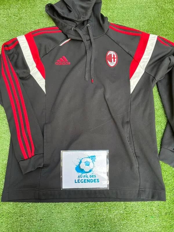 Sweat a capuche Milan Ac Au Fil Des Légendes