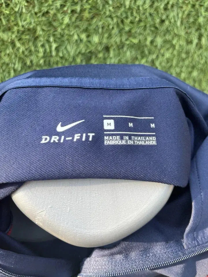 Sweat-shirt training PSG - Au Fil Des Légendes nike football