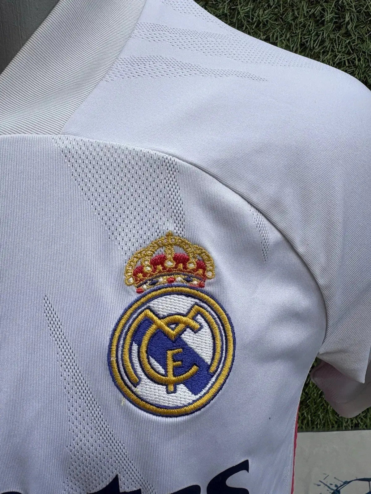 Maillot Benzema Real Madrid - Au Fil Des Légendes adidas football shirt vintage