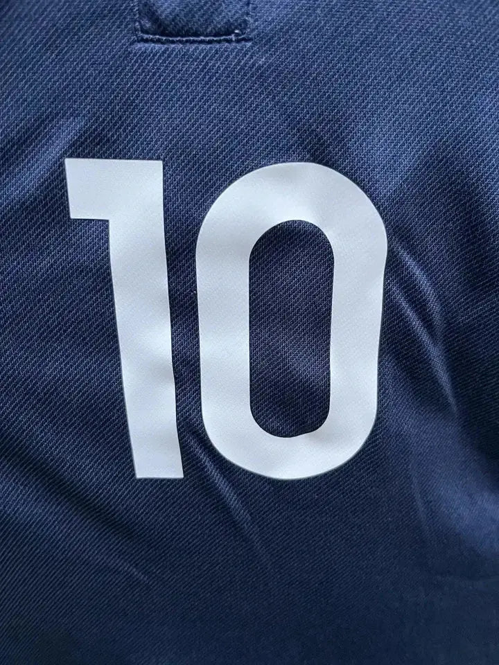 Maillot Benzema équipe de France - Au Fil Des Légendes vintage nike football shirt