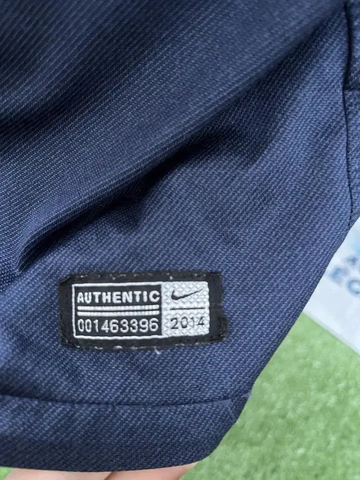 Maillot Benzema équipe de France - Au Fil Des Légendes vintage nike football shirt