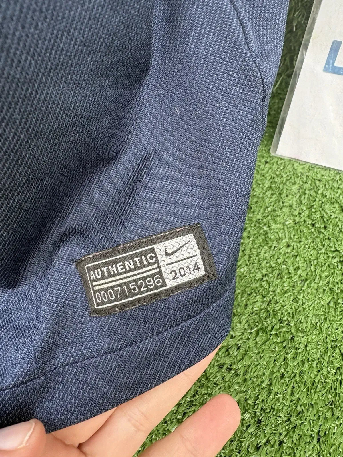 Maillot Benzema équipe de France - home 2014 - Taille M Au Fil Des Légendes