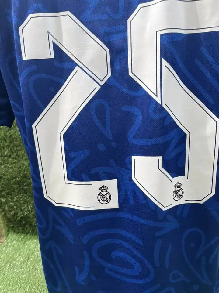 Maillot Camavinga Réal Madrid Au Fil Des Légendes