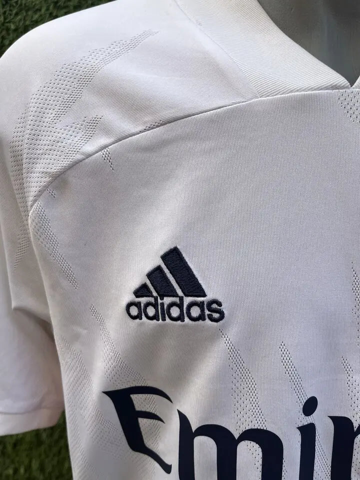 Maillot Casemiro Réal Madrid Au Fil Des Légendes