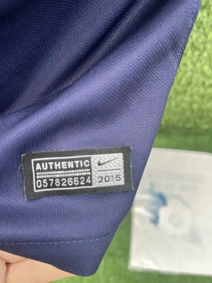 Maillot Cavani PSG - Au Fil Des Légendes nike football shirt vintage 