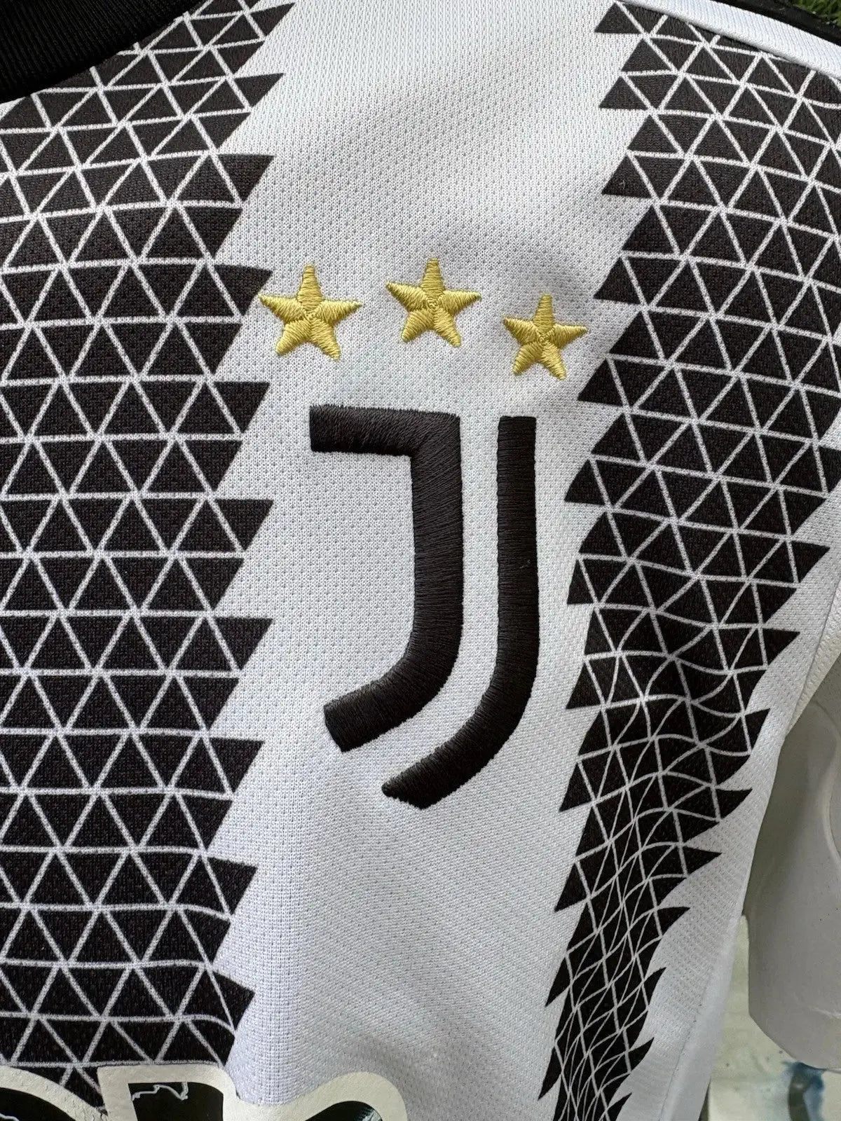 Maillot Chiesa Juventus Turin Au Fil Des Légendes adidas football shirt