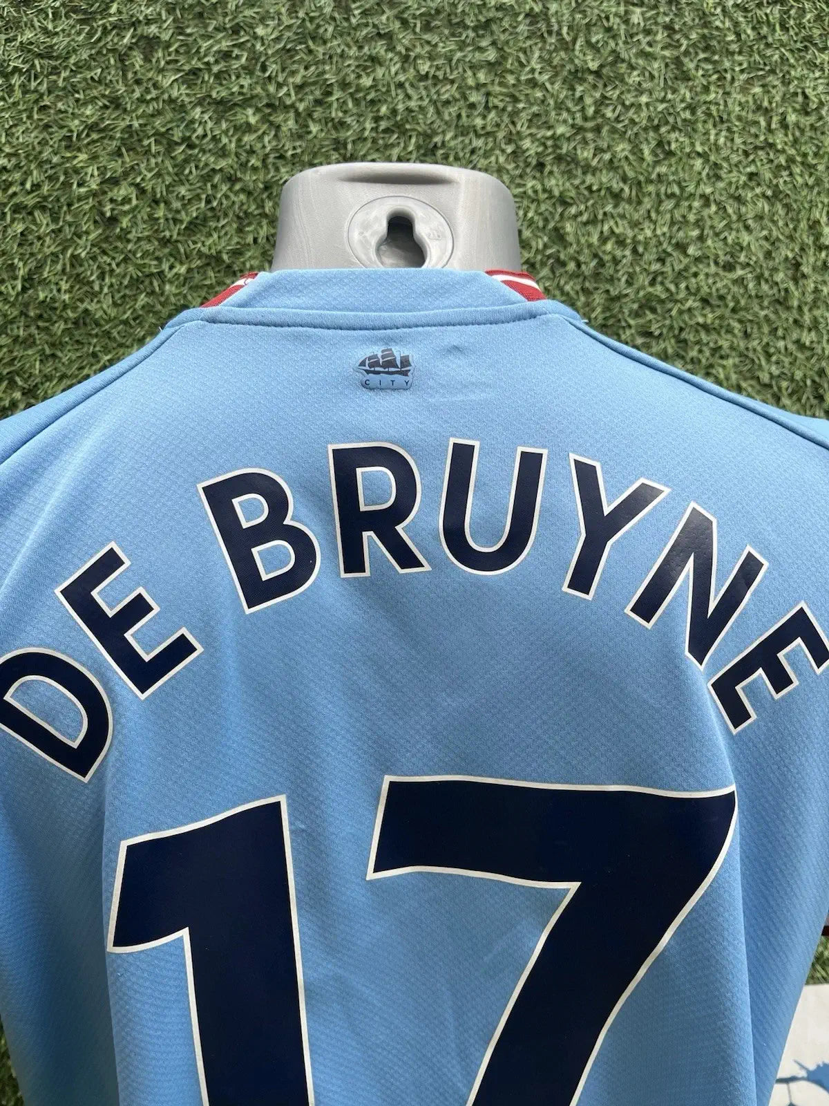Maillot De Bruyne Manchester City- home 2022-23 - Taille L Au Fil Des Légendes