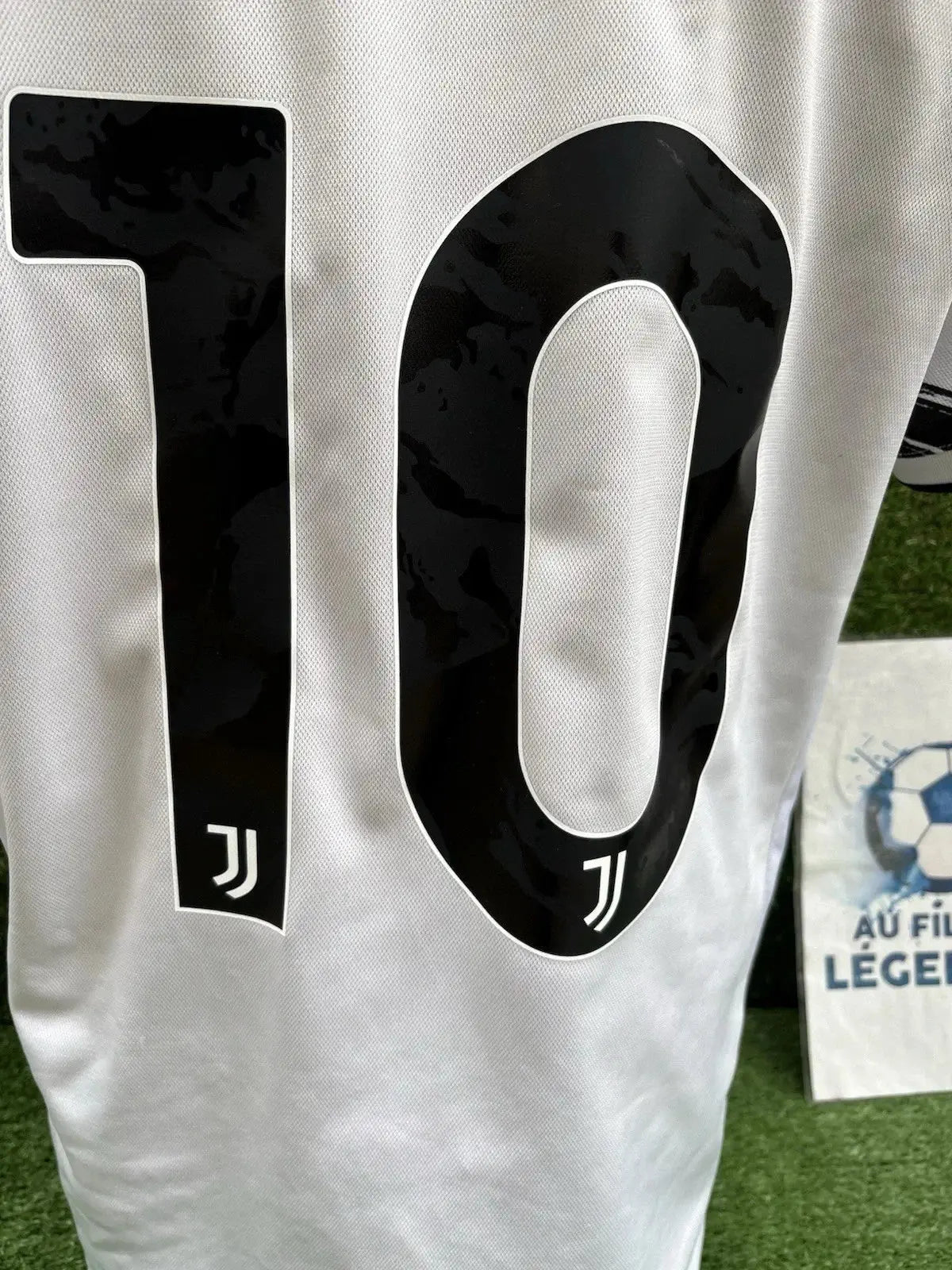 Maillot Dybala Juventus Turin Au Fil Des Légendes adidas football shirt