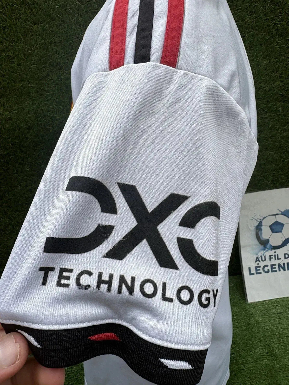 Maillot Fernandes Manchester United Au Fil Des Légendes adidas football shirt