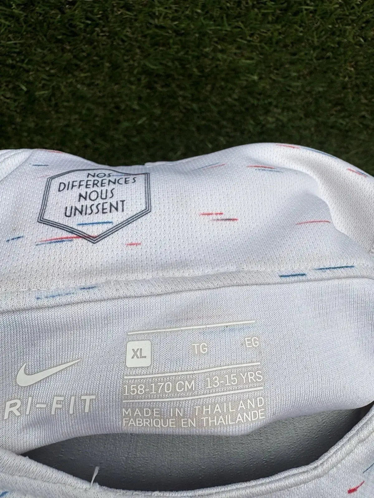 Maillot Griezmann équipe de France Au Fil Des Légendes nike football shirt vintage