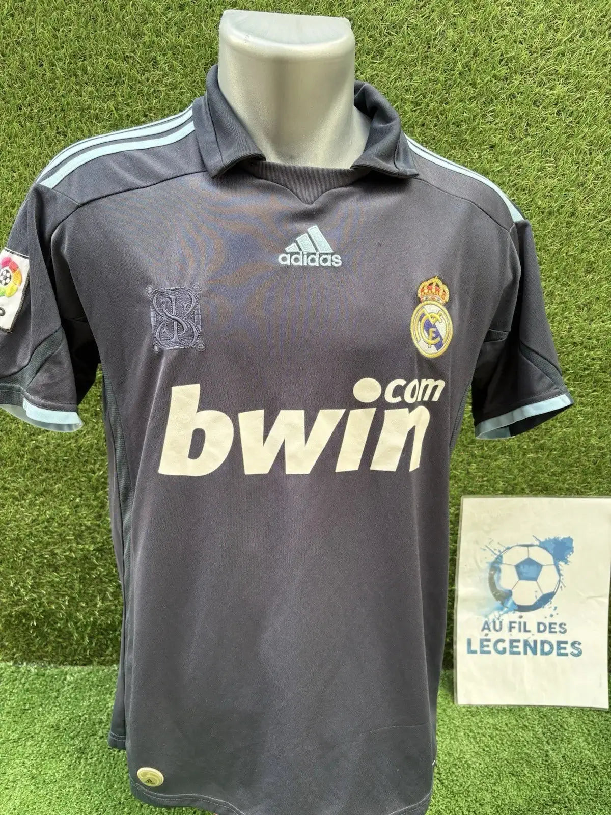 Maillot Kaka Real Madrid Au Fil Des Légendes adidas football shirt vintage