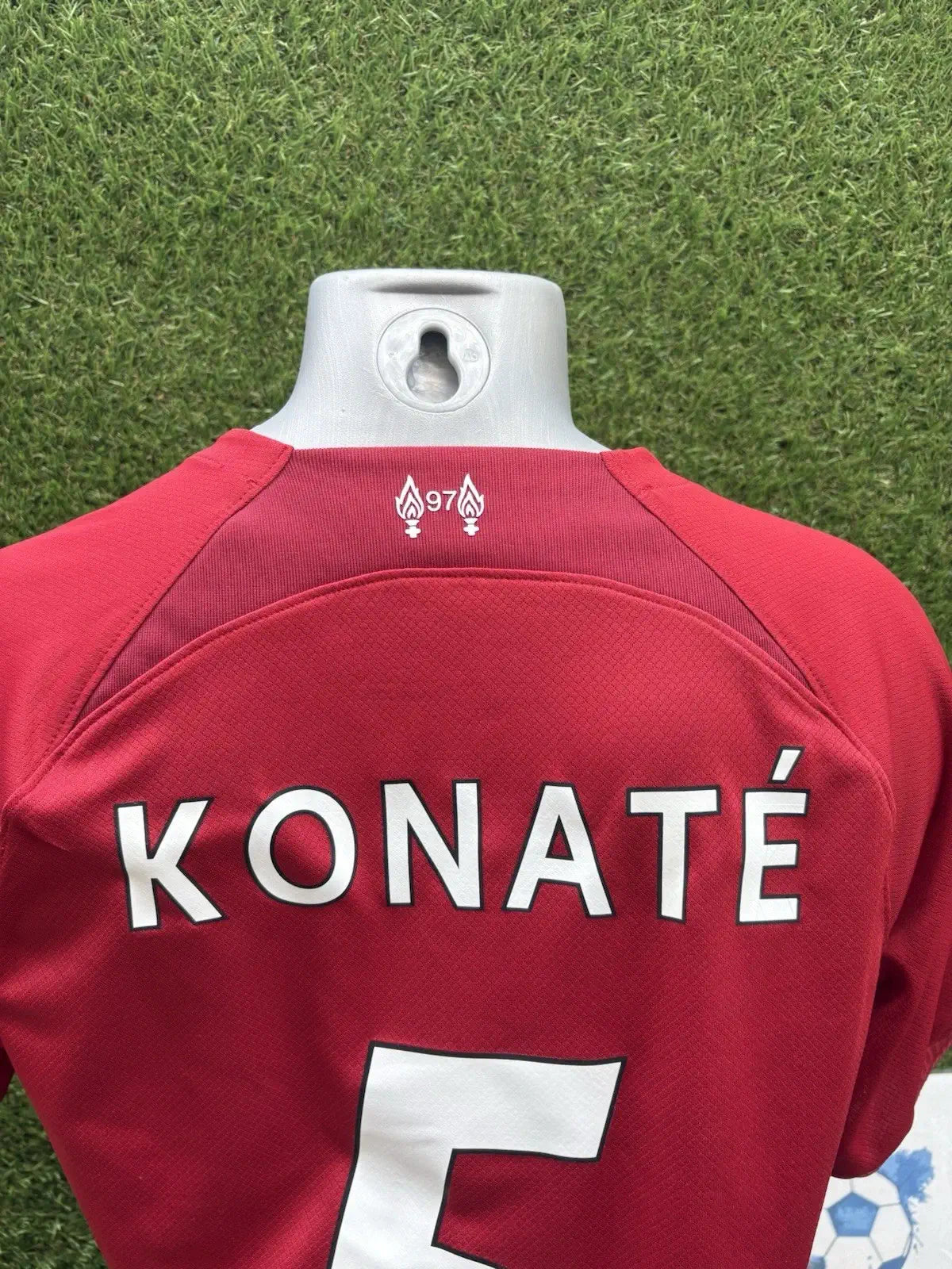 Maillot Konaté Liverpool saison 2022-taille S Au Fil Des Légendes