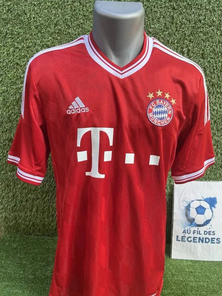 Maillot Lahm Bayern Munich - Au Fil Des Légendes adidas football shirt allemagne