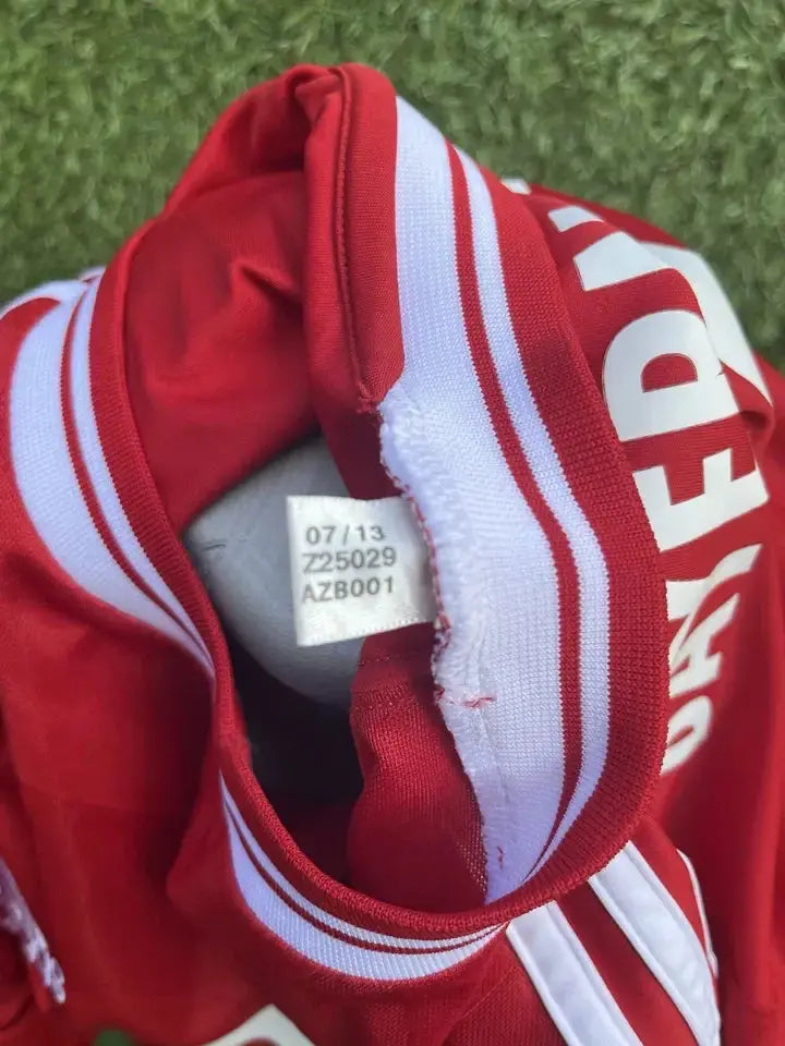 Maillot Lahm Bayern Munich - Au Fil Des Légendes adidas football shirt allemagne