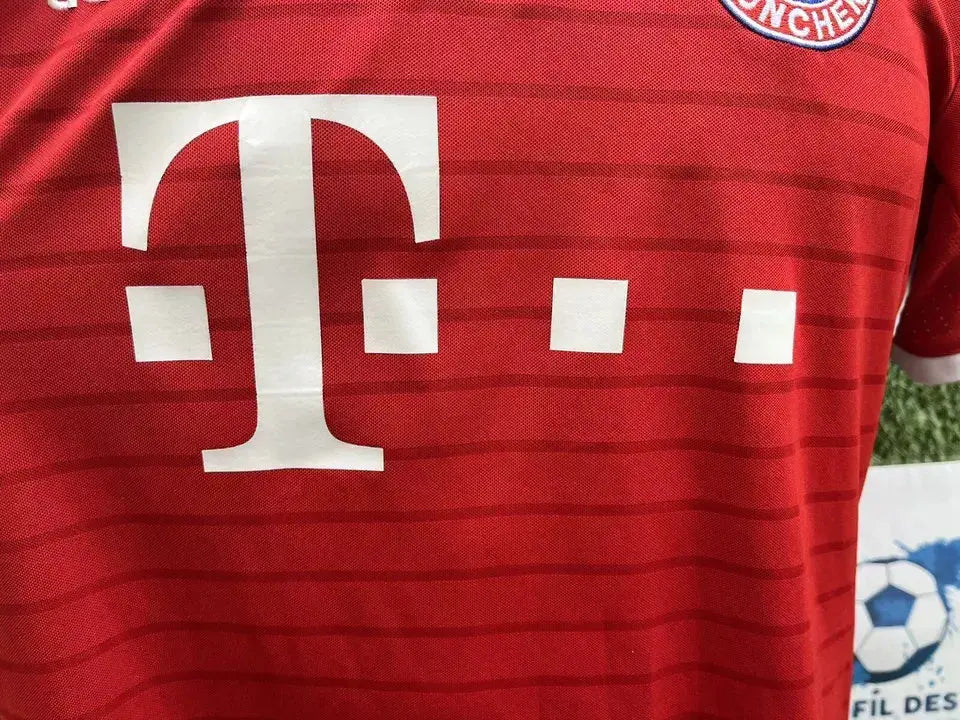 Maillot Lahm Bayern munich Au Fil Des Légendes