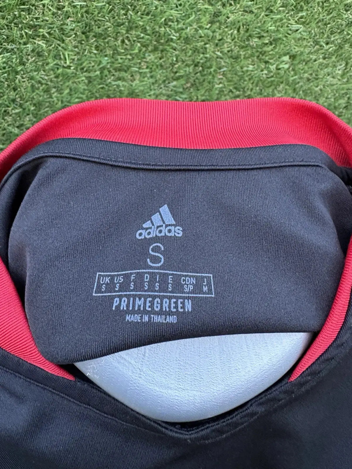 Maillot Manchester United Training Au Fil Des Légendes adidas football shirt