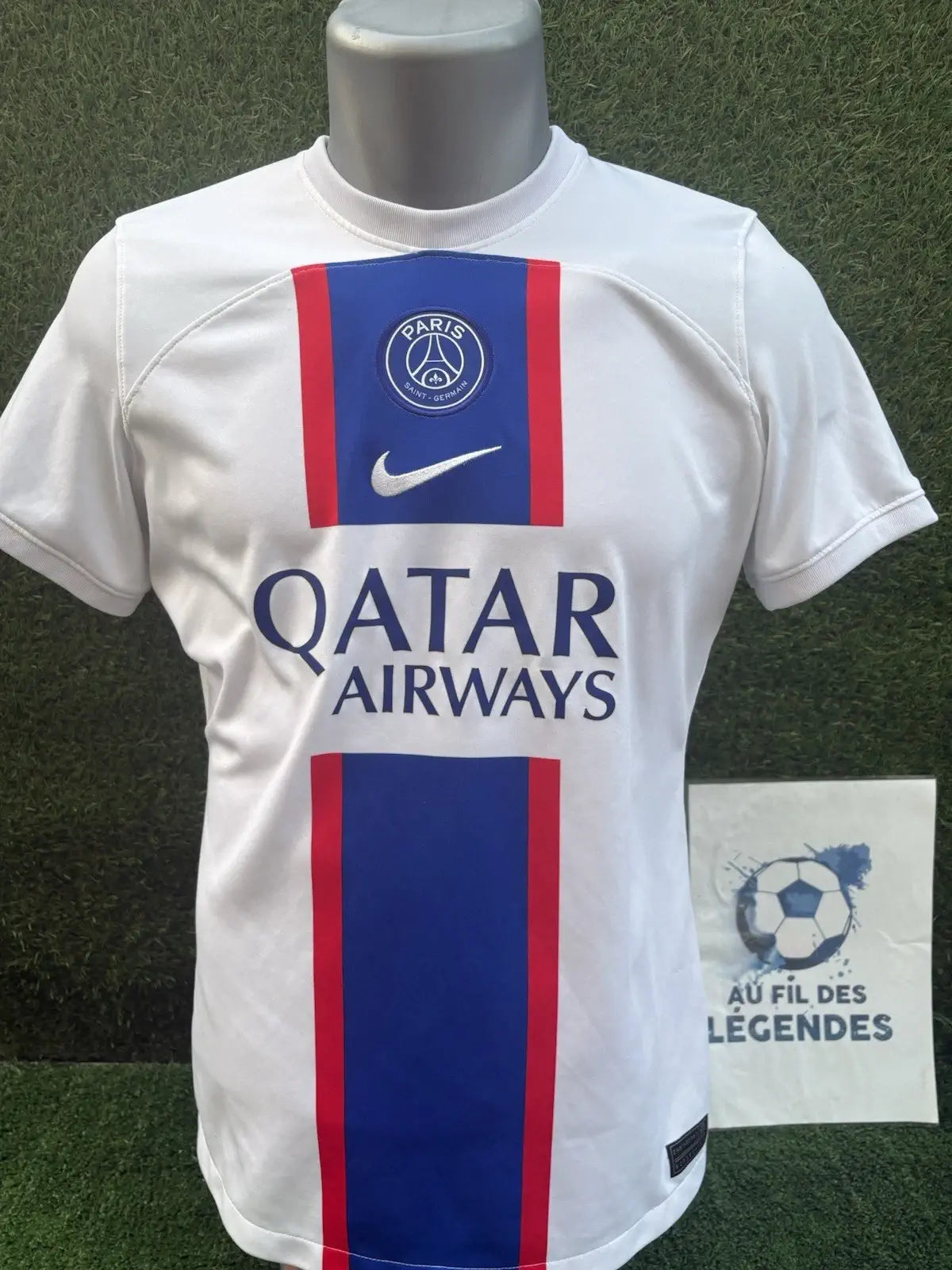 Maillot Marquinhos PSG -saison 2022- taille S Au Fil Des Légendes