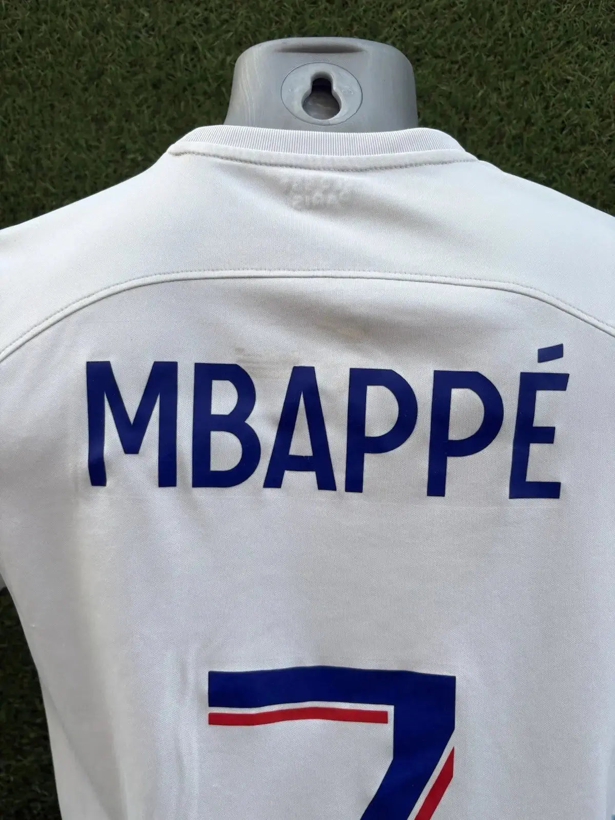 Maillot Mbappe PSG Au Fil Des Légendes nike football shirt