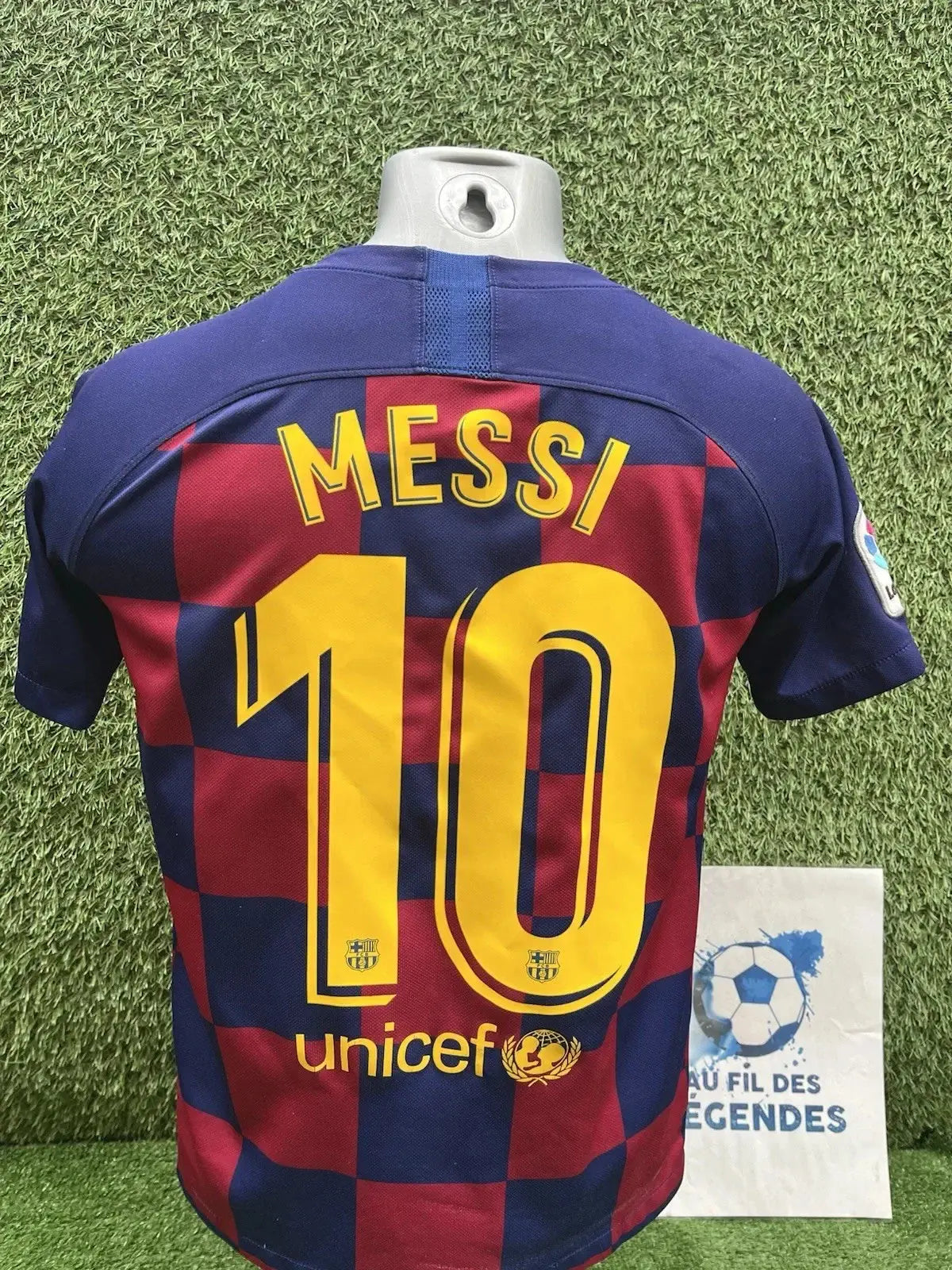 Maillot Messi Barcelone - Au Fil Des Légendes nike football shirt vintage