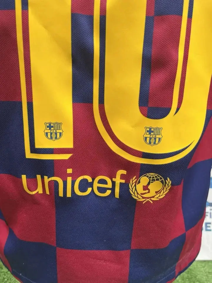 Maillot Messi Barcelone - Au Fil Des Légendes nike football shirt vintage
