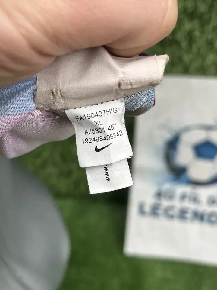 Maillot Messi Barcelone - Au Fil Des Légendes nike football shirt vintage