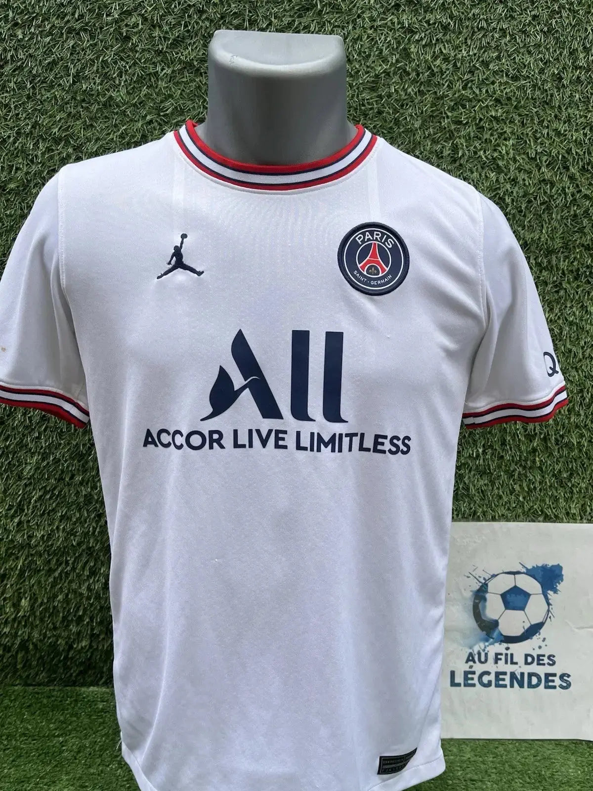 Maillot Messi PSG - Au Fil Des Légendes jordan nike football shirt 