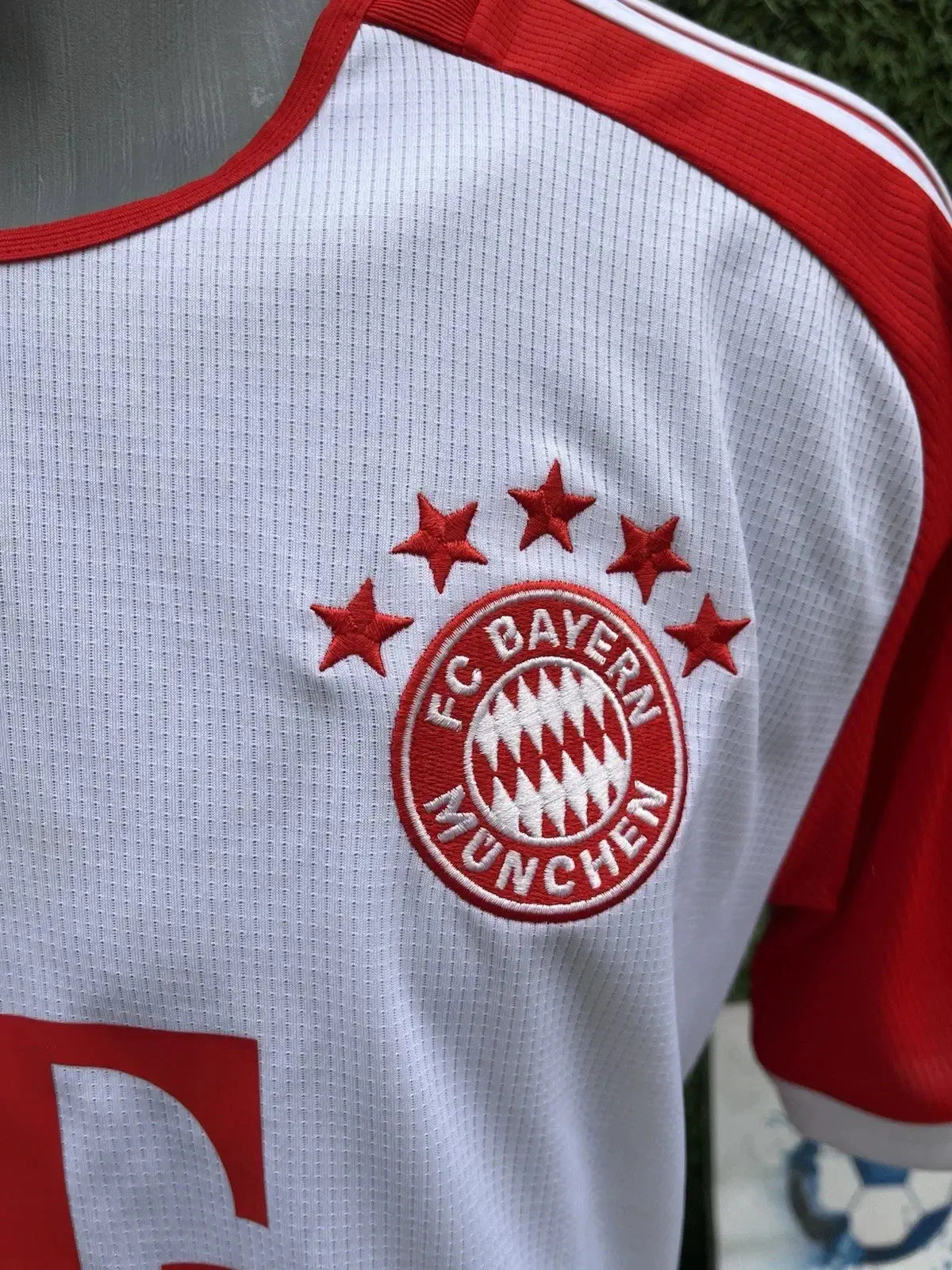 Maillot Muller Bayern Munich - Au Fil Des Légendes adidas football shirt