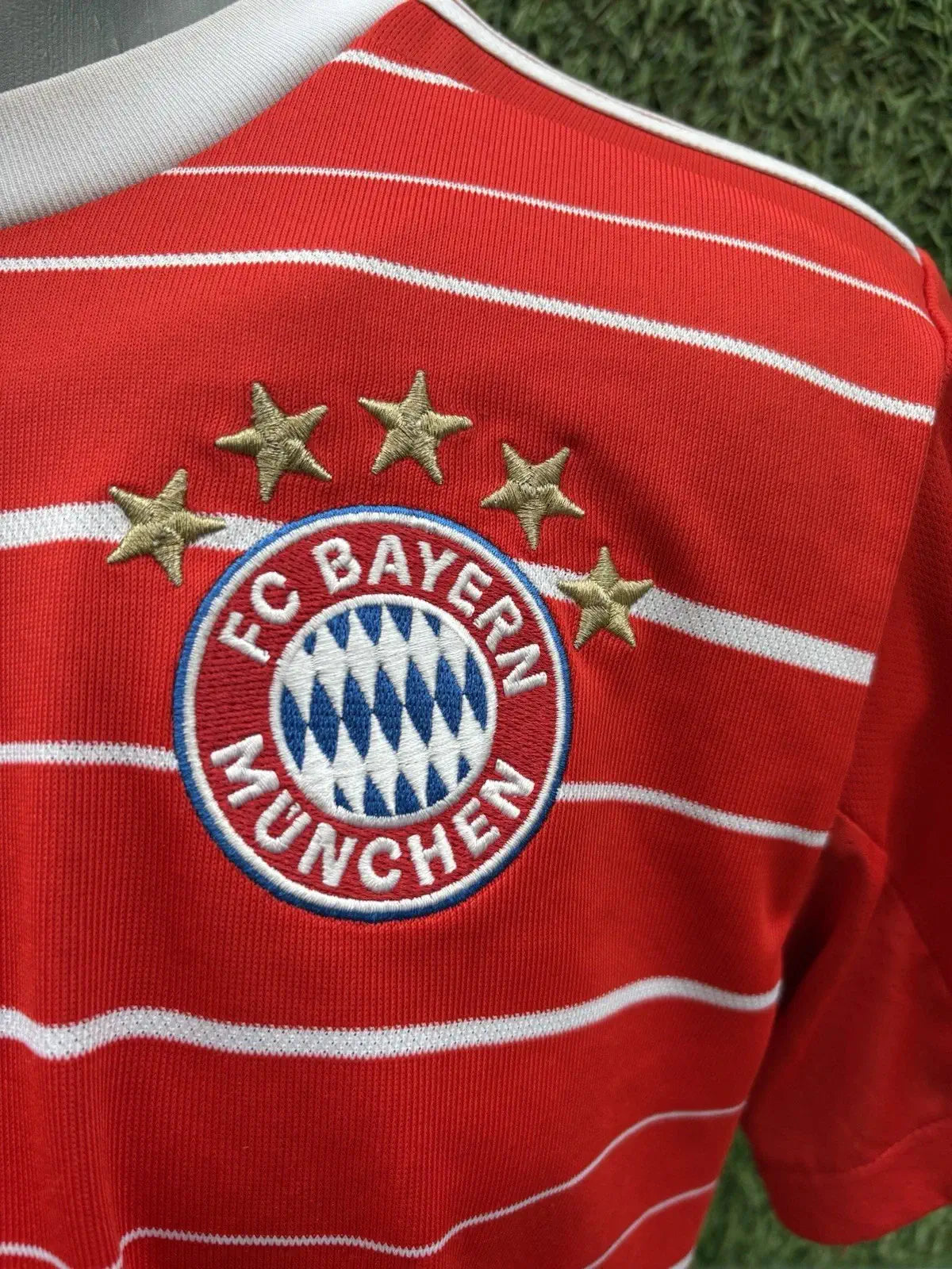Maillot Muller Bayern Munich - home 2022/23 - Taille XS Au Fil Des Légendes